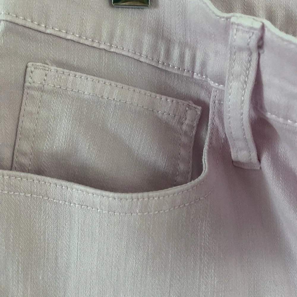 J. Crew Women’s 9”Billie Demi Boot Crop Denim Pants in Light Pink Size 28/6 - Picture 11 of 16